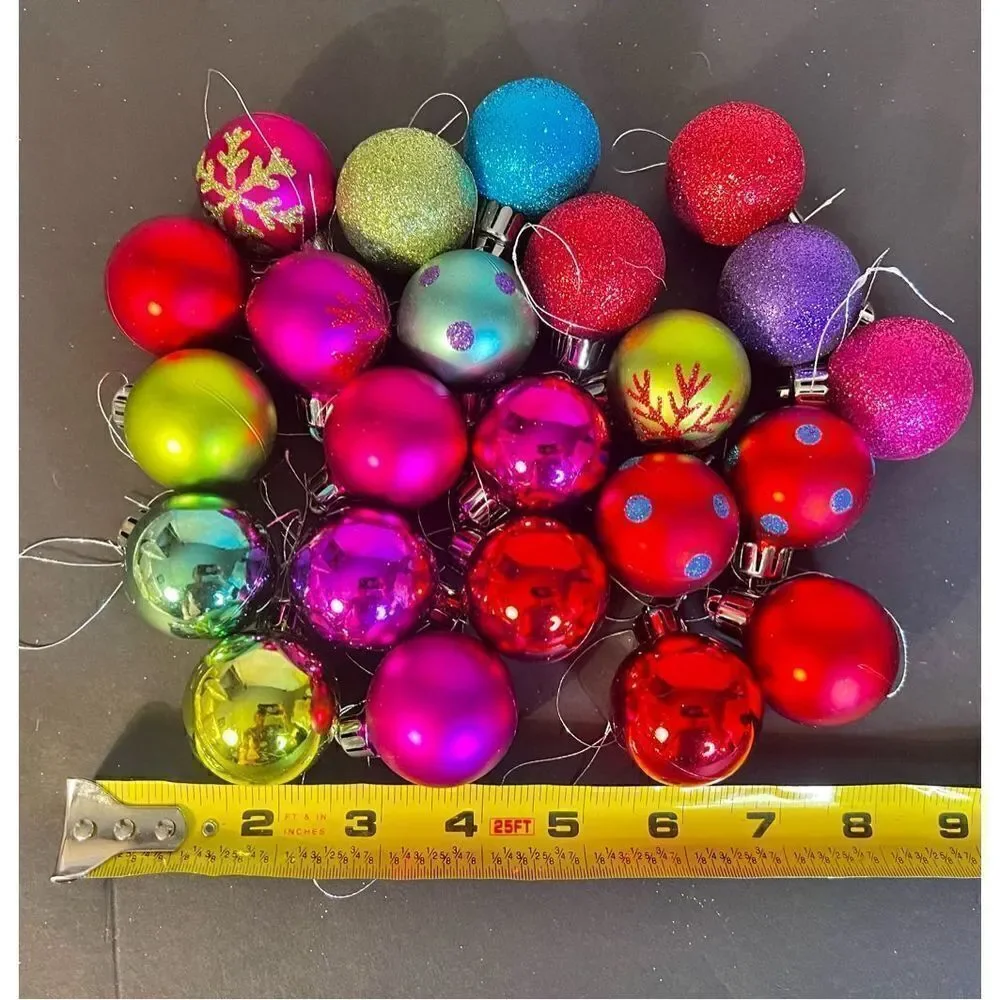 VTG Mixed Lot 50+ Plastic Christmas Ornaments Balls Snowflakes Drums Presents
